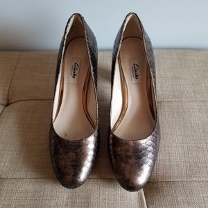 Clarks Narrative Kendra Sienna Block Heel Pumps